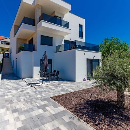 Casa Mia Apartments With Parking Zadar Exteriör bild