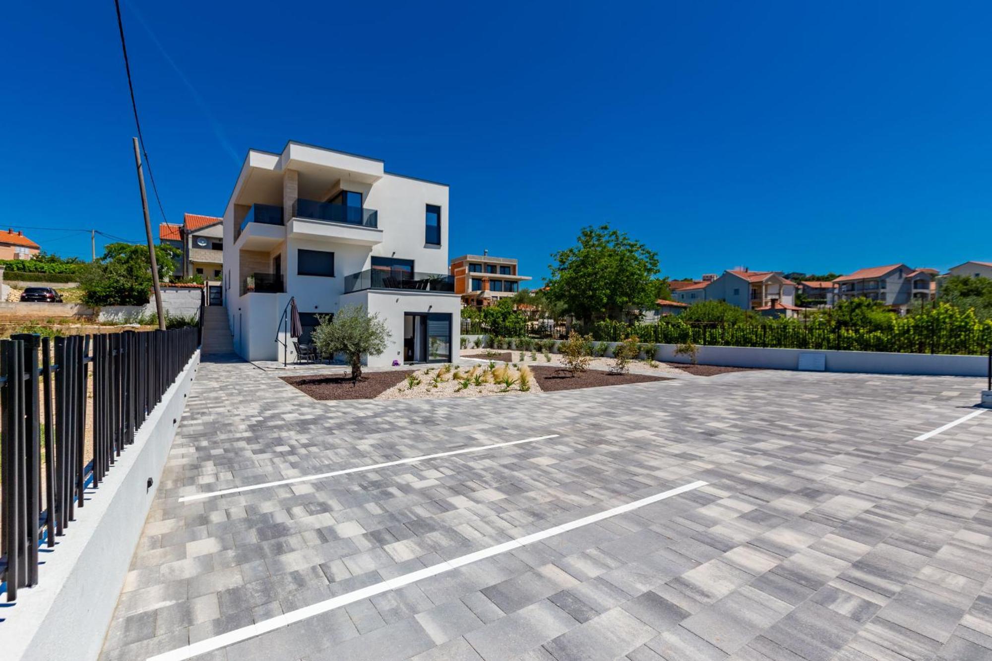 Casa Mia Apartments With Parking Zadar Exteriör bild