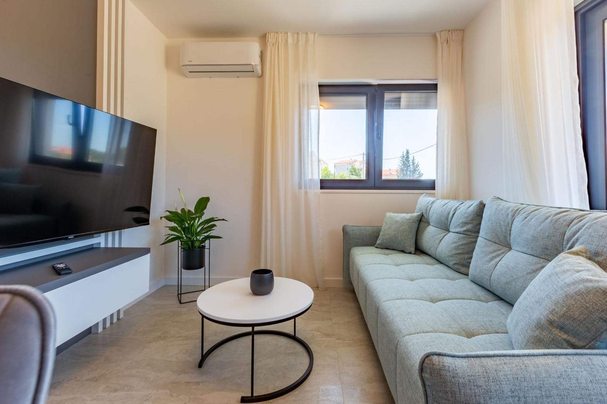 Casa Mia Apartments With Parking Zadar Exteriör bild